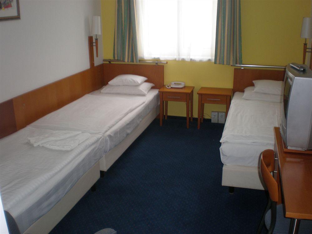Hotel Veritas Budapest Kültér fotó